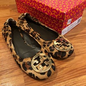 Tory Burch Leopard Gold Reva Haircalf Leather Flat